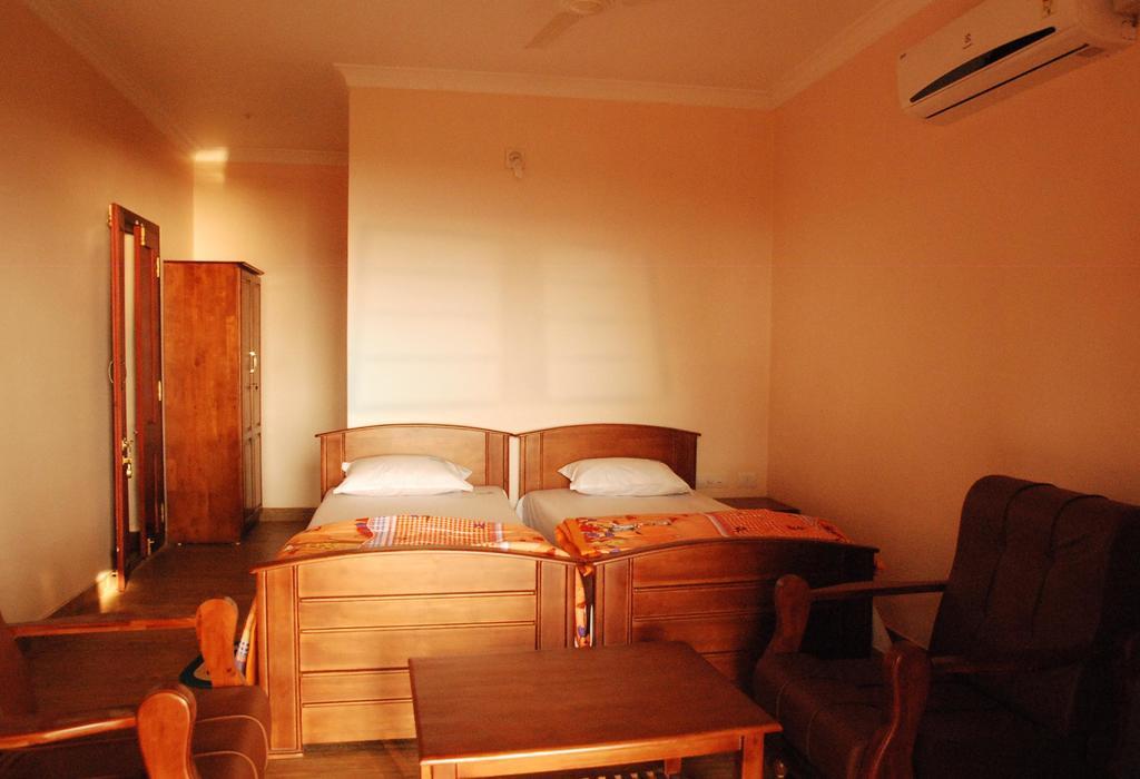 Club 7 Beach Resort Kannur Room photo