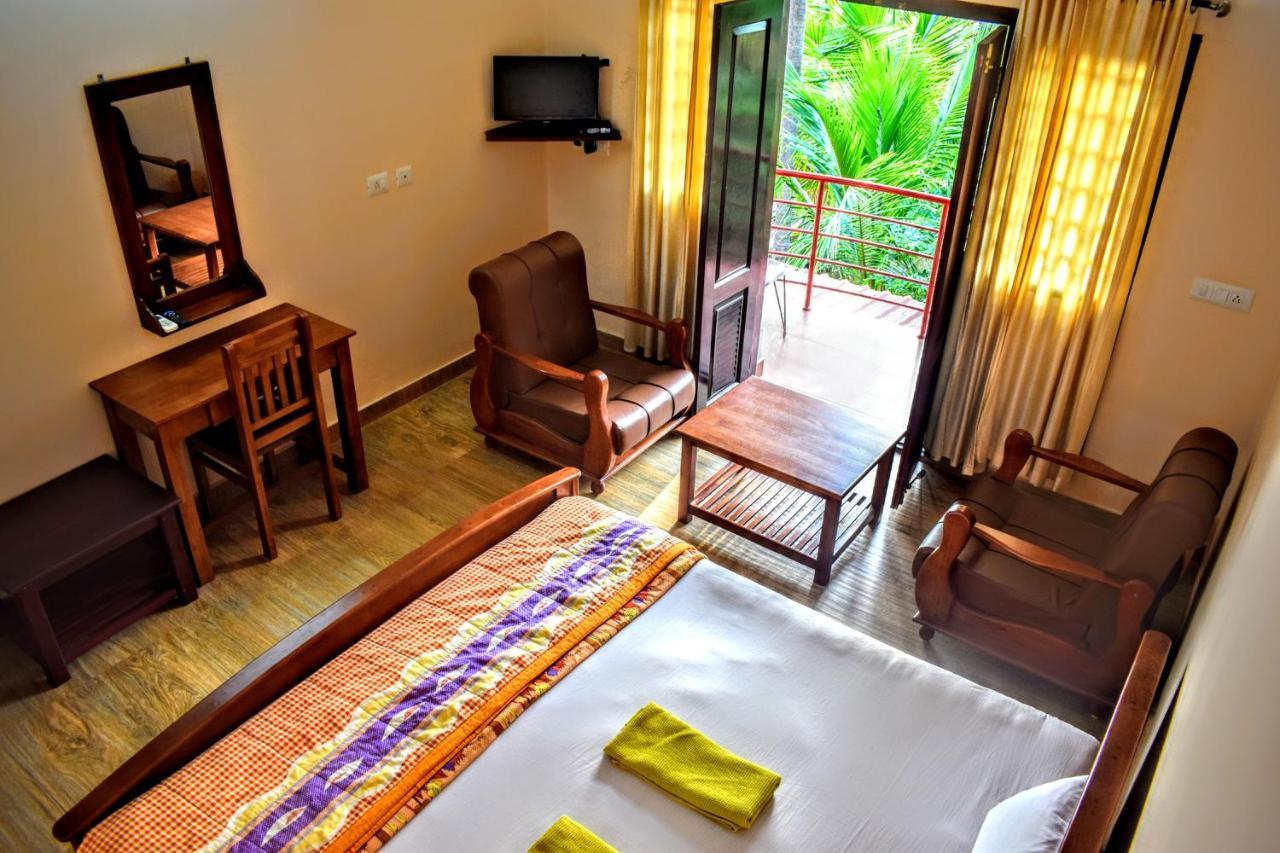 Club 7 Beach Resort Kannur Exterior photo